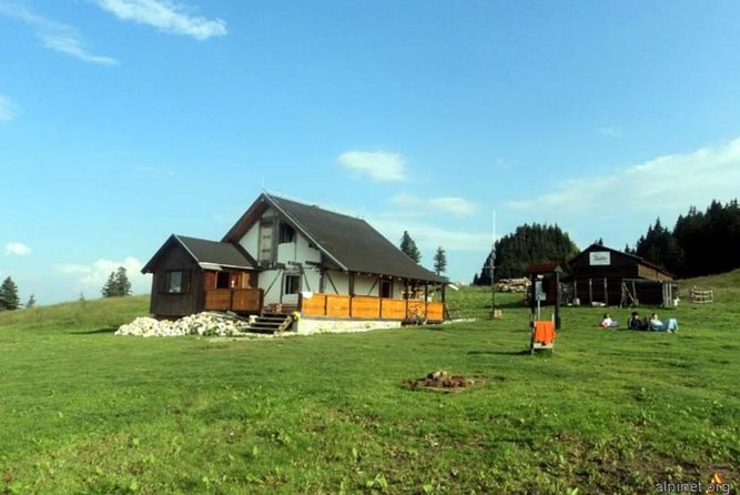 1 day CARPATHIAN PEAKS & CHALETS hike - The value of $72.09 for a seven-hour outing