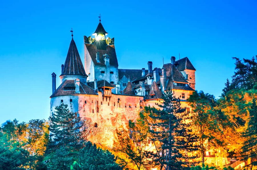 1-Day Minivan Tour 3 Castles: Peles, Wednesday & Dracula’s - Starting from central Bucharest