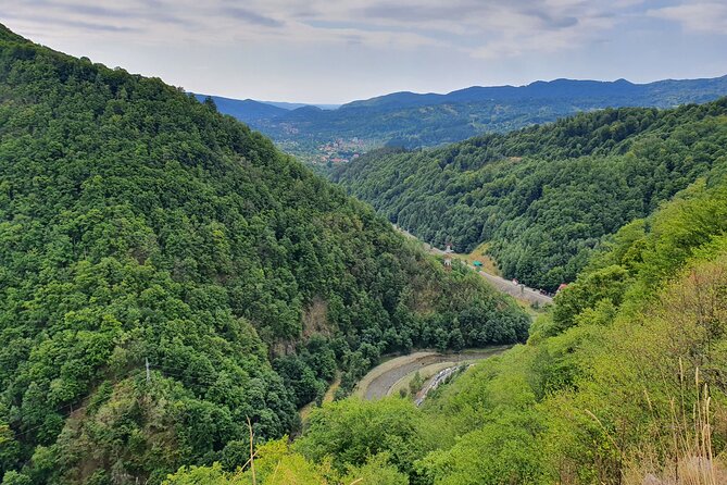 2-Day Small-Group Tour in Transylvania from Bucharest - Maximum 5 Persons - Brasov in a 90-minute pause