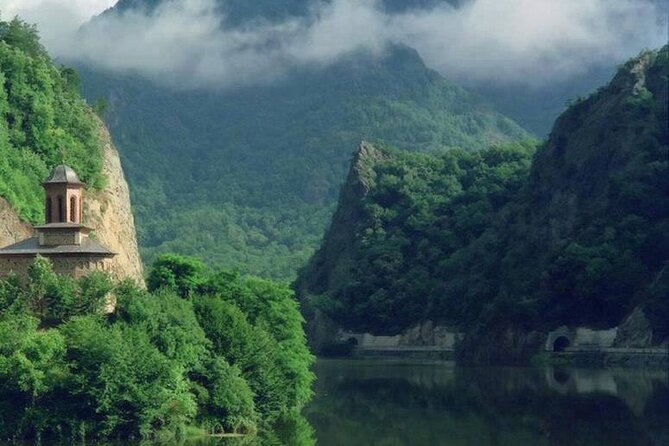 2 Days Private Tour - The Romanian Caves from Bucharest - Horezu Monastery and the first taste of local craft