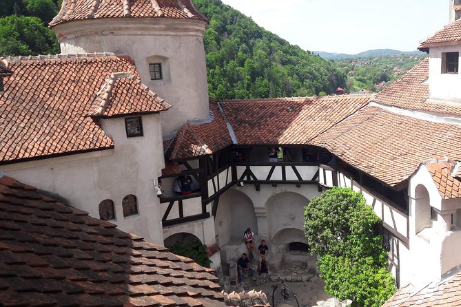 3-Castle: Peles,Bran,Rasnov,Sinaia Monastery from Brasov w pickup - Bran Castle: medieval mood, Dracula branding