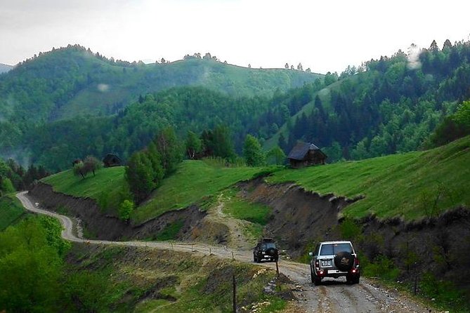 4x4 Nature Tour in Land of Dracula - 1 day - The strongest part is the guide’s flexibility