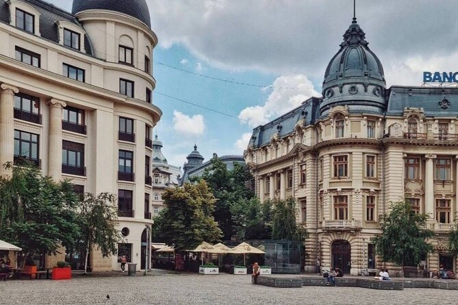 5h Bucharest City Tour by Car/Minivan – Small Group max 7 people - Revolution Square and Calea Victoriei
