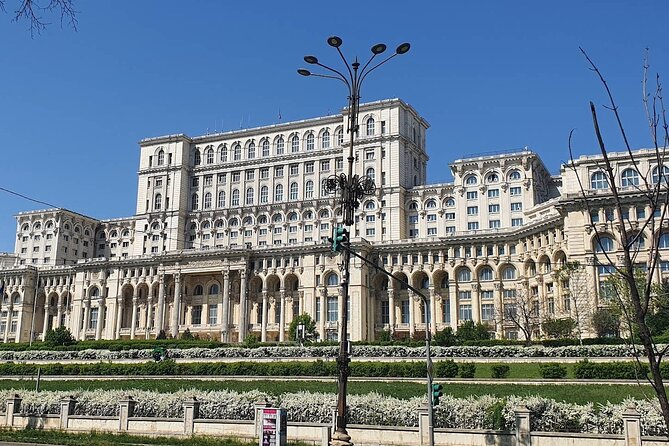 5h Bucharest City Tour by Car/Minivan – Small Group max 7 people - Is $95.12 a fair price?