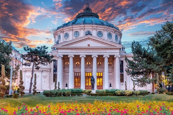 8h Bucharest full-day Tour, Parliament and Top Attraction, Privat - Walking through Old Town and Lipscani