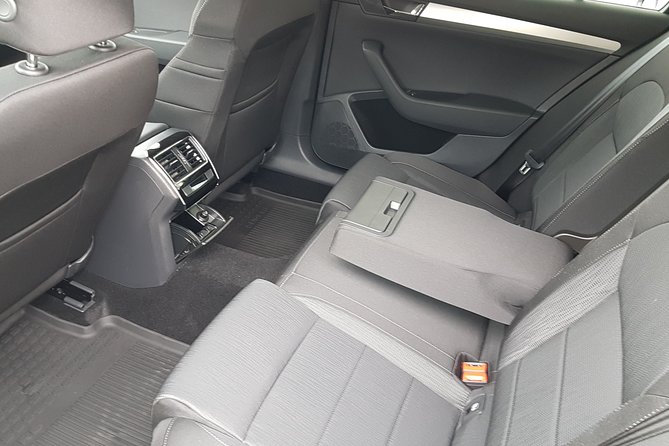 Airport Henri Coanda (Otopeni) to Bucharest - Private Transfer - Driver - The private ride to Bucharest