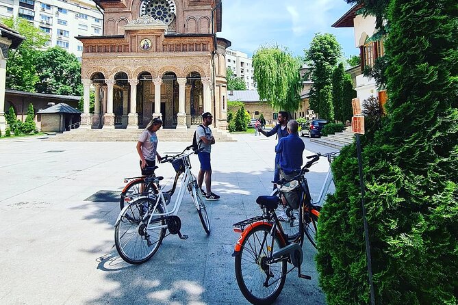 Bike Rentals - A sensible one-hour route through the historic center