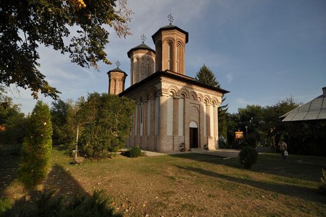 Bison Sanctuary, Vlad the Impaler Princely Court & Dracula Grave - Snagov Monastery and the uncertain grave of Vlad