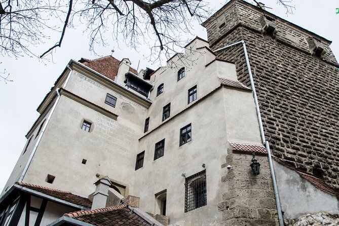 Bran Castle, Bear Sanctuary, and Rasnov Fortress Half Day Tour - What you should know before entering Libearty