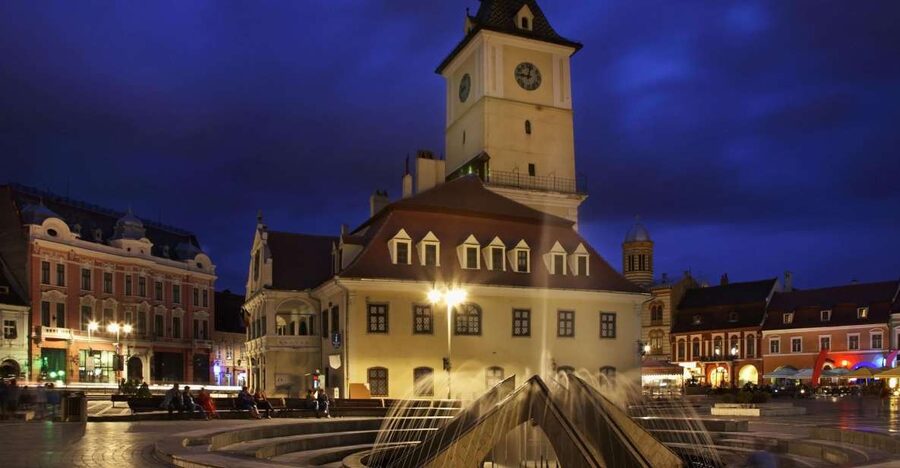 Brasov: Candlelight Tour of Medieval Architecture - Starting in Piata Sfatului after sunset