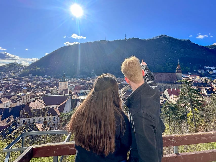 Brasov: Walking Tour of the Old Town & Photo Hotspots - What the 2.5-hour format feels like
