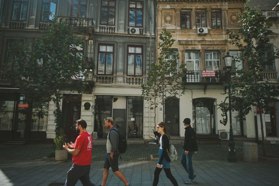 Bucharest: 3-Hour Walking Tour - Guide quality and group size