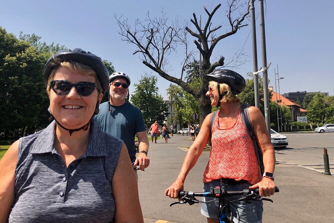 Bucharest by bike - What the small group changes