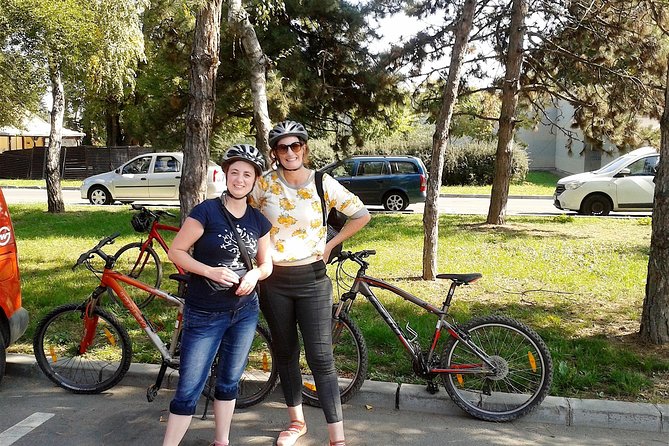 Bucharest by bike - Revolution Square and the end of Communist rule