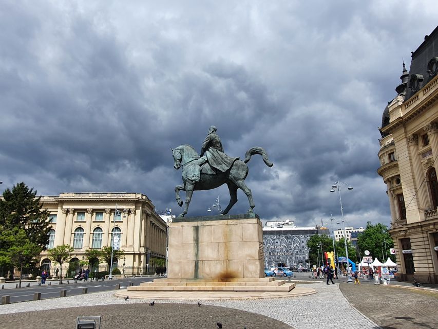 Bucharest City Tour 4h - Small Group Tour by Car - One hour among Romania’s village houses
