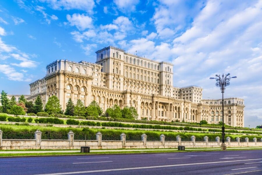 Bucharest City Tour and Wine Tasting - Victoriei Avenue and the city’s grand front door