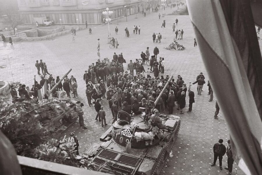 Bucharest Communism: From Lenin to Ceausescu - Old Town, where the past feels less controlled