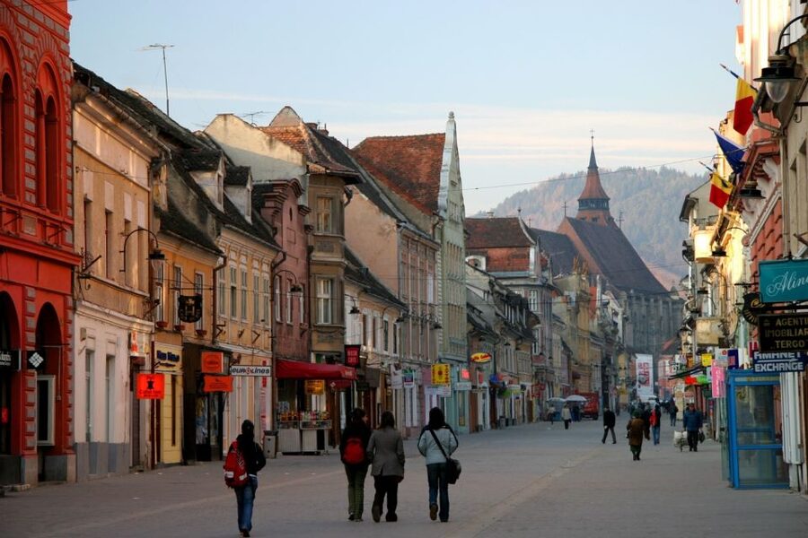Bucharest: Dracula's Castle, Peles Castle, & Brasov Old Town - What the $40 price really buys