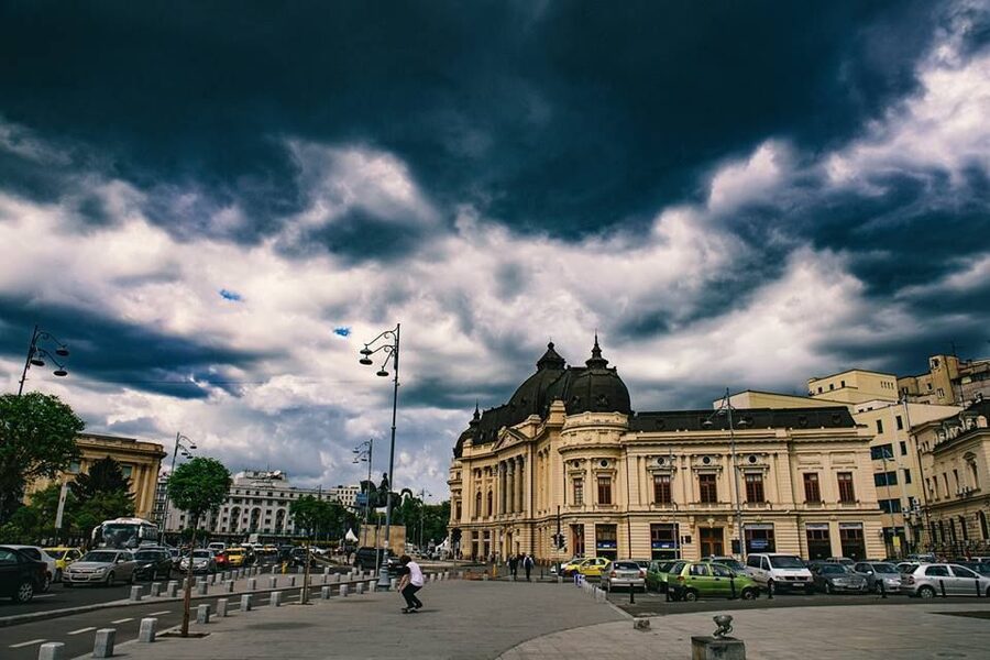 Bucharest: Half Day Bike Tour - The Palace of Parliament and the cost of power