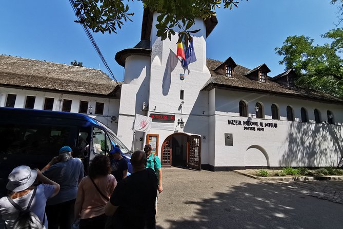 Bucharest Highlights Half-Day City Tour with Pickup - Revolution Square and the moments of December 1989
