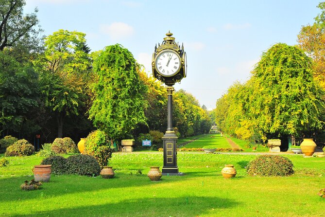 Bucharest Highlights Walking Tour - Cismigiu Park and a short breathing space