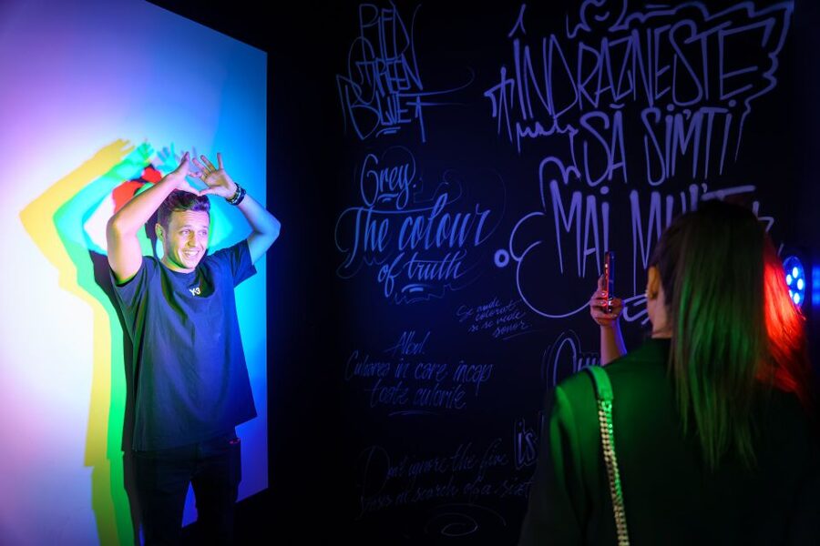Bucharest: Museum of Senses Entry Ticket - RGB room and the changing role of light