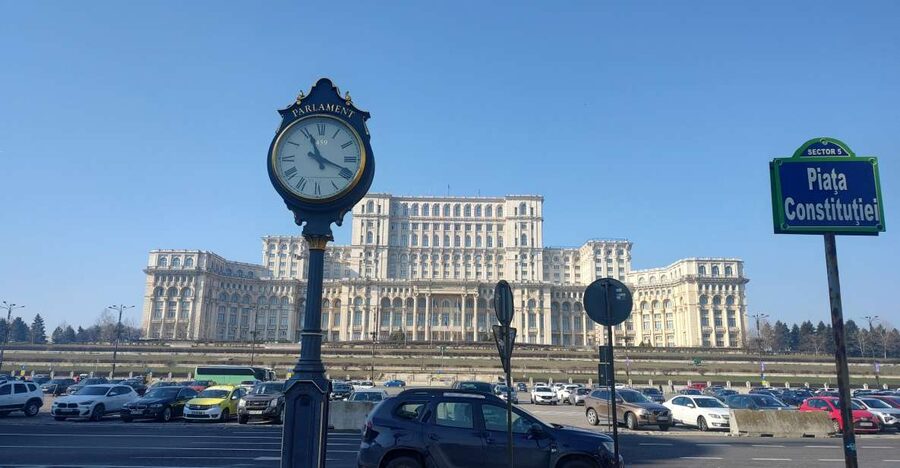 Bucharest: Palace of Parliament Tickets and Guided Tour - The staircases and the building’s visual drama