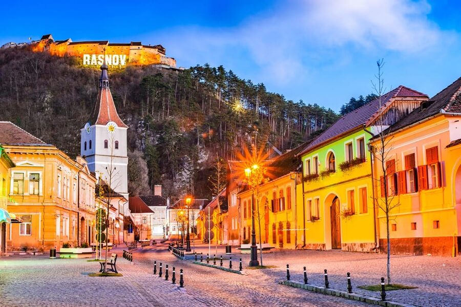 Bucharest: Peles Castle, Bran Castle, & Brasov Full-Day Tour - How to prepare for a 12-hour mountain day