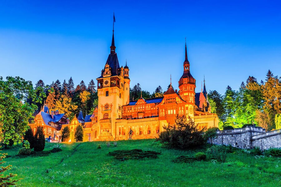 Bucharest : Peles Castle, Dracula's Castle & Brasov Day Trip - The two-hour ride to Sinaia