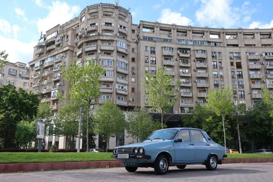 Bucharest: Private Communist Tour in a Romanian Vintage Car - House of the Free Press and the final stretch