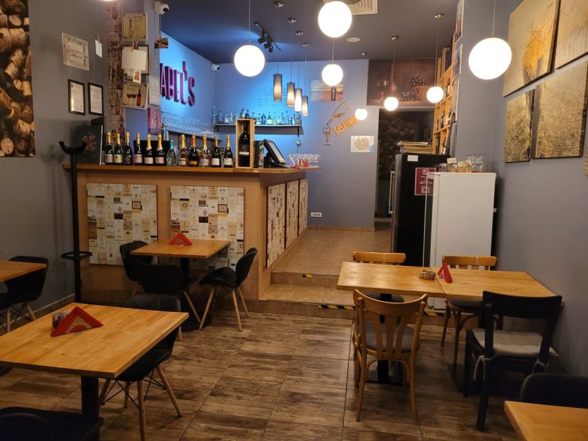 Bucharest: Private Wine Tasting Experience - What arrives with the wine