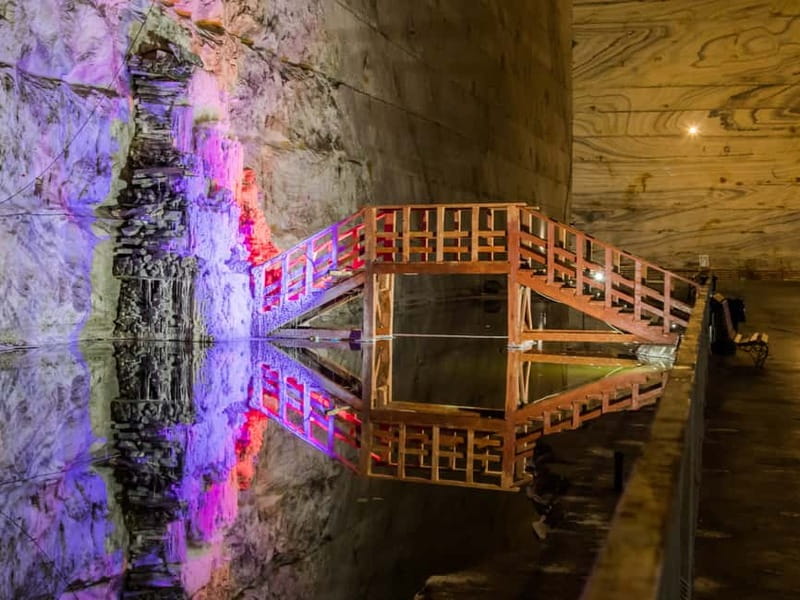 Bucharest: Salt Mine Guided Day Trip to Slănic - A comfortable ride with useful country context