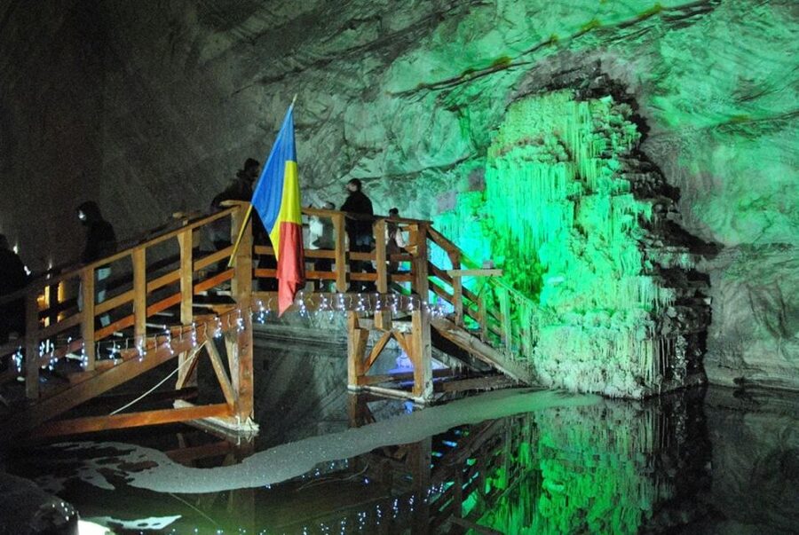 Bucharest: Slanic Salt Mine & Carpathian Mountains Day Tour - From the mine to Carpathian village life