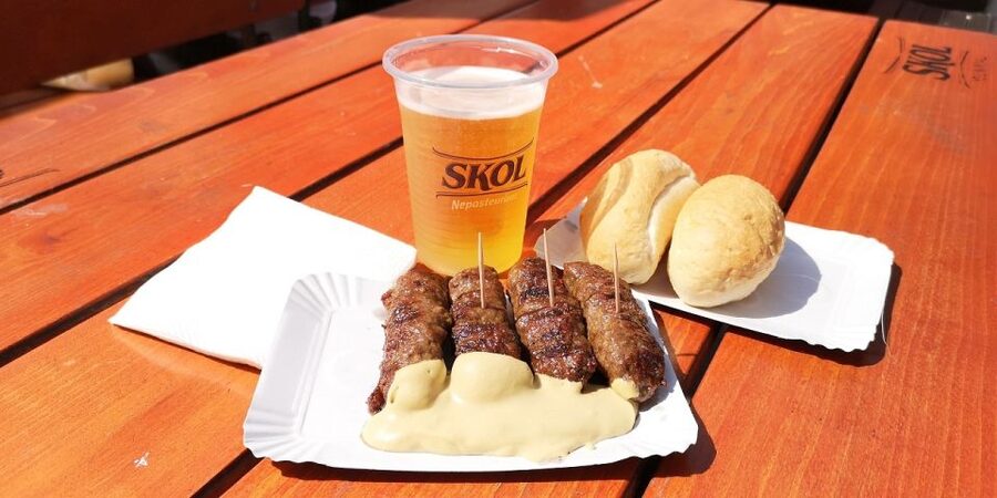 Bucharest: Street Food Tour with a Local Guide - Mici and beer at the market