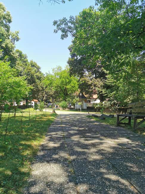 Bucharest: Village Museum Guided Tour - What the 363 monuments can tell you