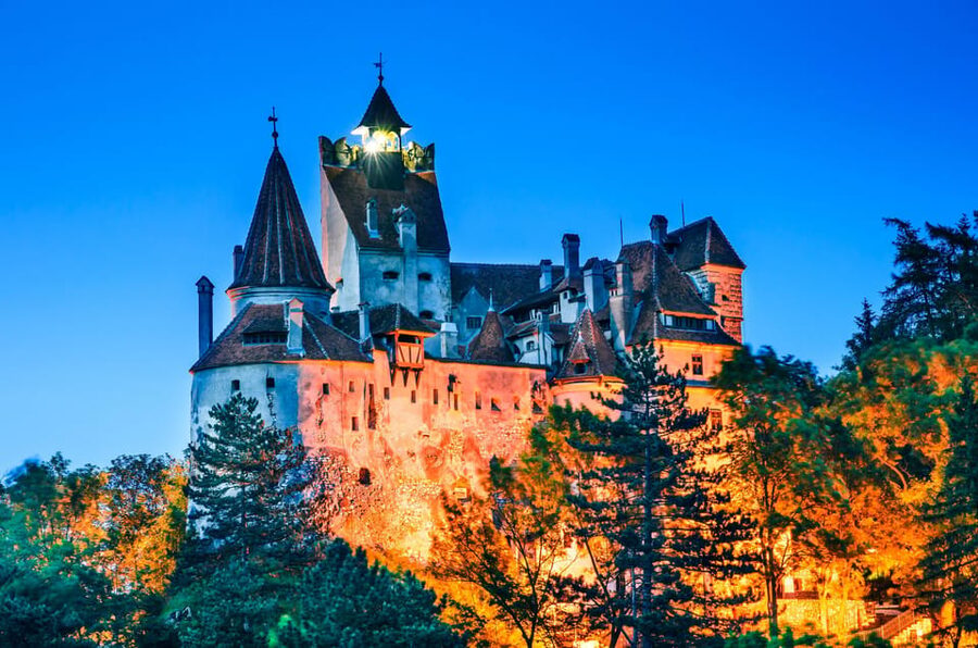 Bucharest : Wednesday, Dracula & Peles 3 Castles Tour 1 Day - Three castles, three different versions of Romania
