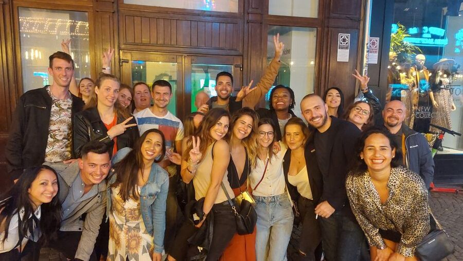 Bucharest: Weekend Pub Crawl - Who should book it
