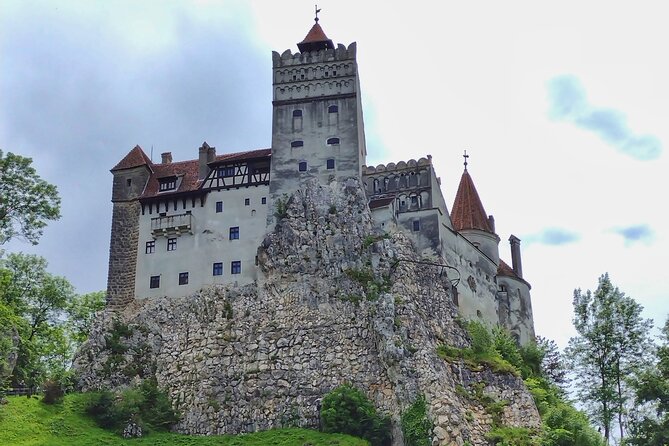 Bucovina Painted Monasteries & Transylvania Tour: 4-Day Private - Why the Bucovina monasteries are worth the long route