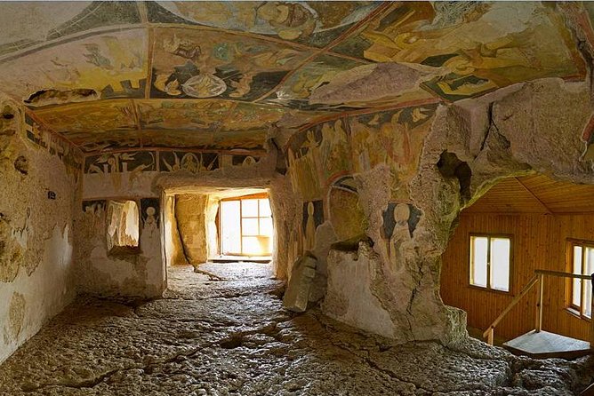 Bulgaria Day Trip: Private Tour from Bucharest - Veliko Tarnovo and the climb to Tsarevets