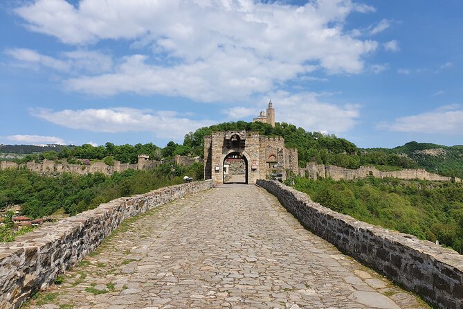 Bulgaria Day Trip - Private Tour from Bucharest - Veliko Tarnavo & Arbanasi - Basarbovo Monastery and its carved stone setting