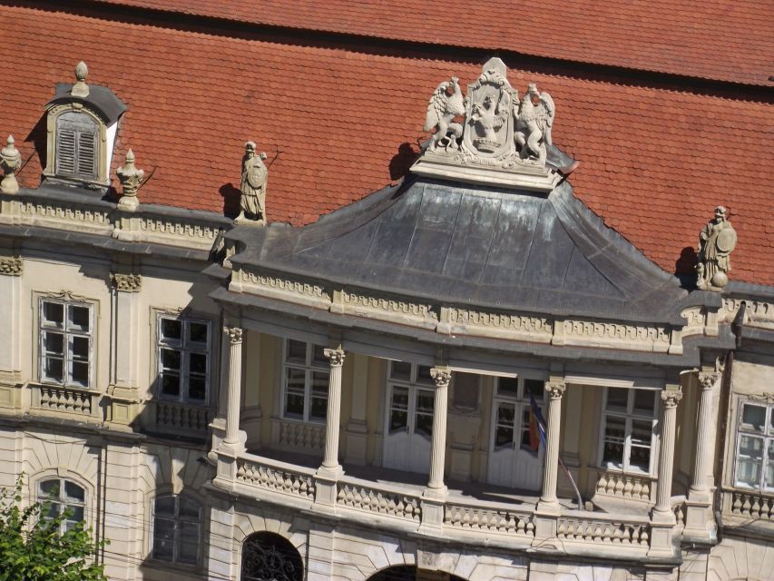 Cluj: Private City Walking Tour - From medieval lanes to Union Square