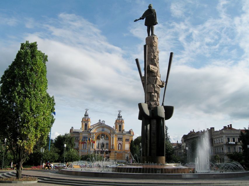 Cluj: Private City Walking Tour - Meeting Carolina Obelisk in Museum Square