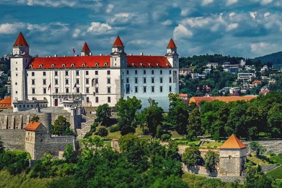 Cluj : Private Walking Tour with A Guide ( Private Tour ) - Starting in Cluj-Napoca, with pickup made simple