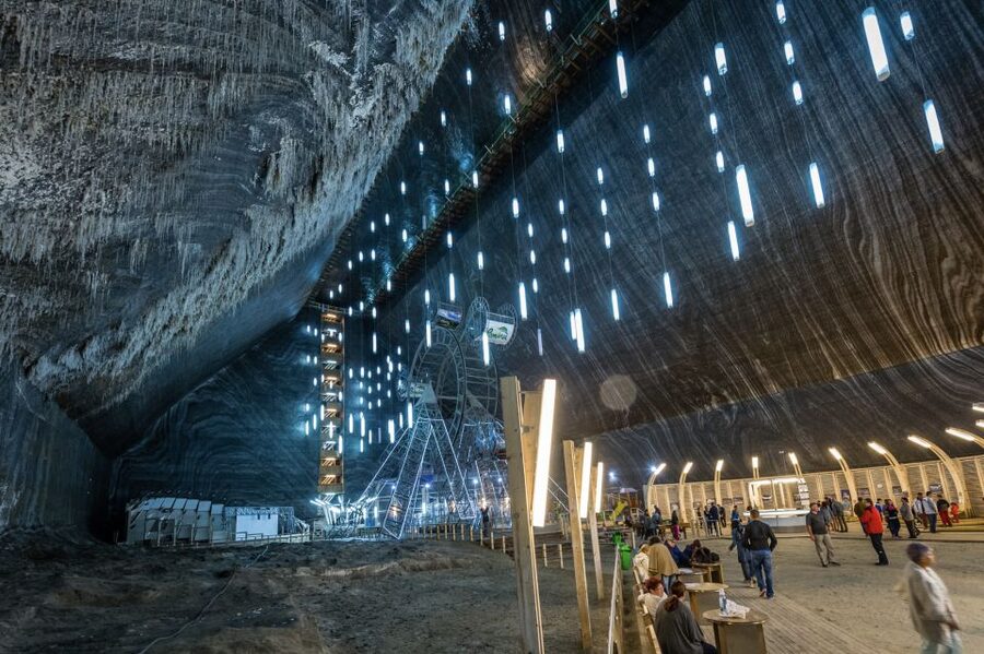 Cluj: Turda Salt Mine, Corvin Castle, Alba Carolina Tour - Should you book it?