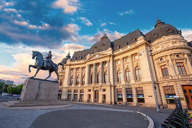 Communist Era Bucharest Tour - Unirii Square and the planned city