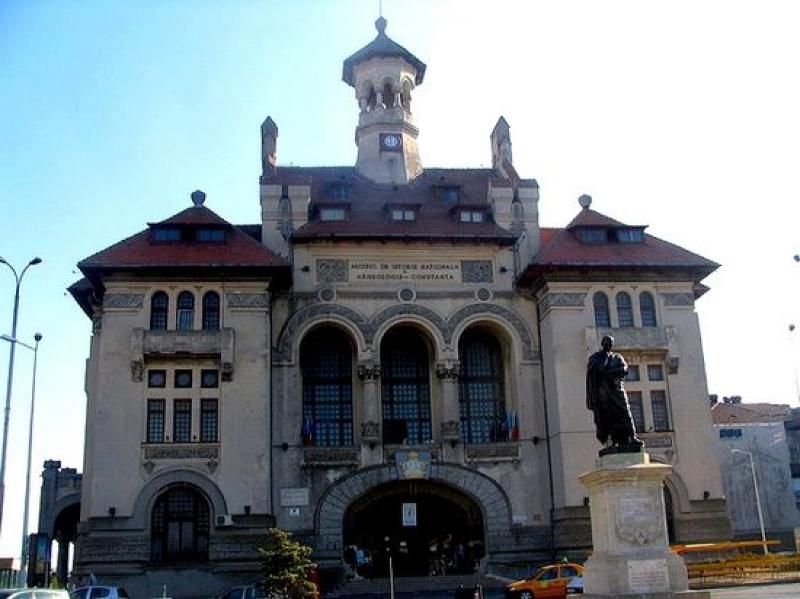 Constanta: Full Day Tour from Bucharest to the Black Sea - Aquarium Constanta and the limits of the current itinerary