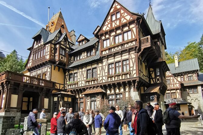Day trip from Bucharest to Brasov, Peles & Dracula's Castle - The long-day tradeoff