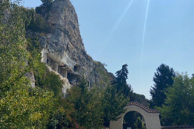 Day Trip to Bulgaria and Veliko Tarnovo from Bucharest - A full day across the Danube