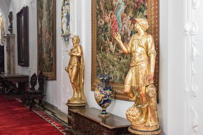 Day trip to Dracula's Castle, Peles Castle and Medieval Brasov - Sinaia Monastery: a quieter stop with local meaning