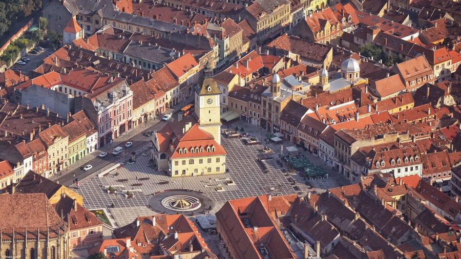 Discover Transylvania: Peles, Bran, Sighisoara in 2 days - Peles Castle and the road to Sinaia